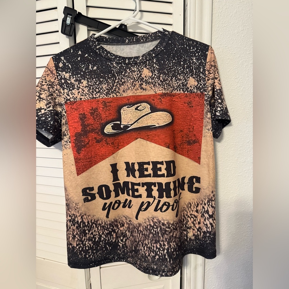 5/$20 SHEIN Red and Black Graphic Tee